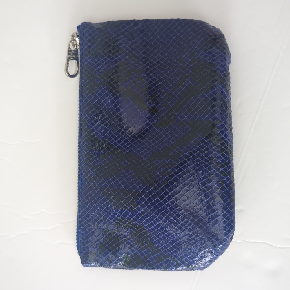 Ann Taylor Exotic Embossed Zip Close Pouch Clutch Reptile Skin Blue Black